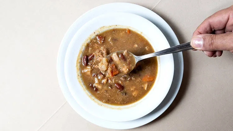 Sopa açoriana, de colher